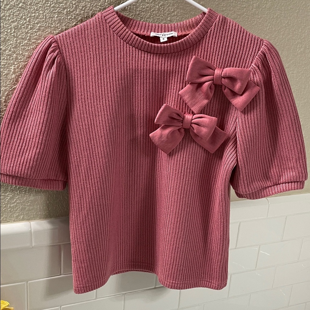 Area Stars Brand 
Mauve Pink Bow Sweater 
New / Tags 
Sustainable brand 
Small